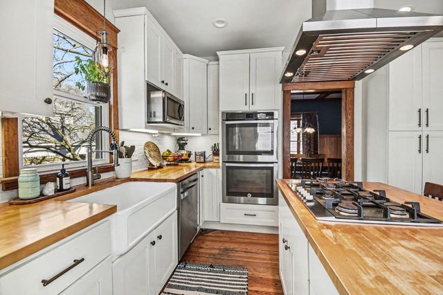 319 N Johnson Street, Bay City, MI 48708