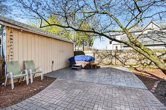 319 N Johnson Street, Bay City, MI 48708