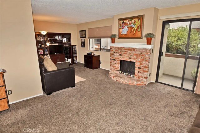 15155 Sherman Way 37, Van Nuys, CA 91405