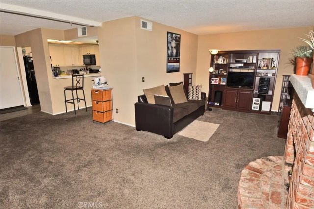 15155 Sherman Way 37, Van Nuys, CA 91405