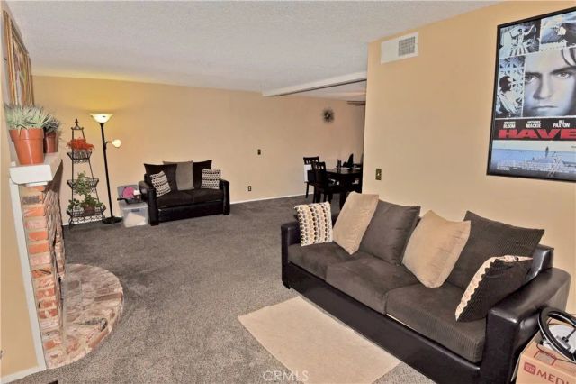 15155 Sherman Way 37, Van Nuys, CA 91405