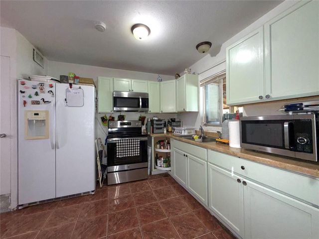 5828 HARCOURT AVENUE, Orlando, FL 32839