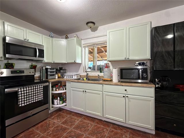 5828 HARCOURT AVENUE, Orlando, FL 32839