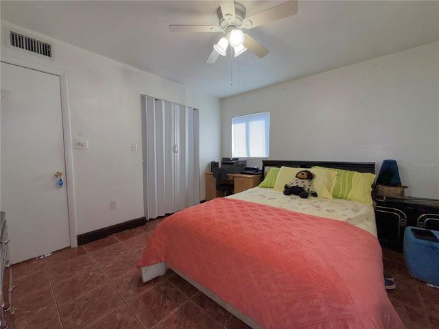 5828 HARCOURT AVENUE, Orlando, FL 32839