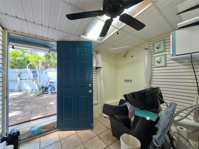 5828 HARCOURT AVENUE, Orlando, FL 32839