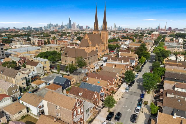 2136 W 23rd Street, Chicago, IL 60608