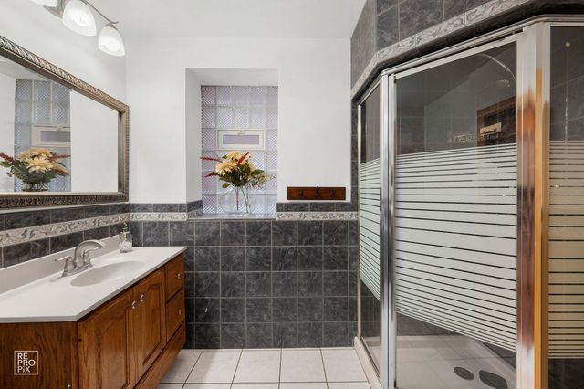2136 W 23rd Street, Chicago, IL 60608