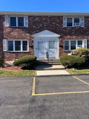 70 Robert Treat Drive 70, Milford, CT 06460