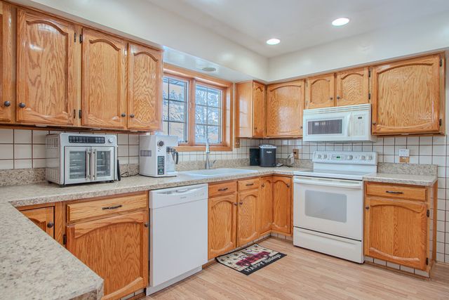 521 Indian TRAIL, Billings, MT 59105