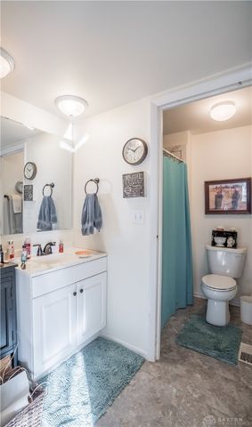 6601 Grovehill Drive, Huber Heights, OH 45424