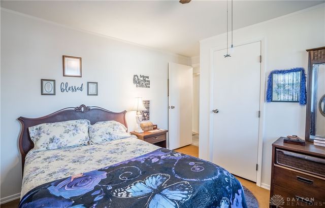 6601 Grovehill Drive, Huber Heights, OH 45424