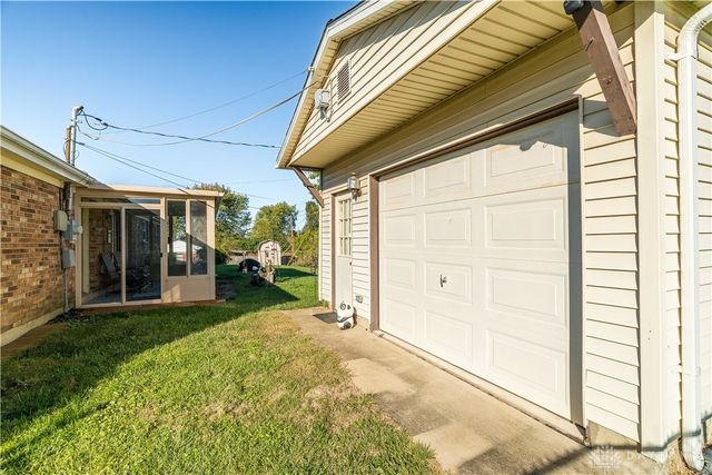 6601 Grovehill Drive, Huber Heights, OH 45424