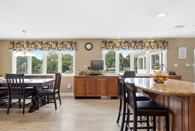 12 Wendy Way, Lynn, MA 01904