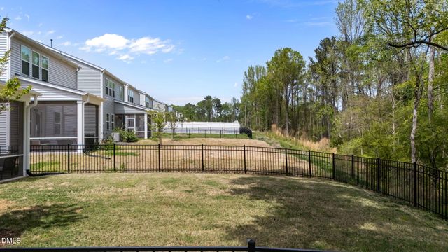 5862 Woodlawn Drive, Durham, NC 27703