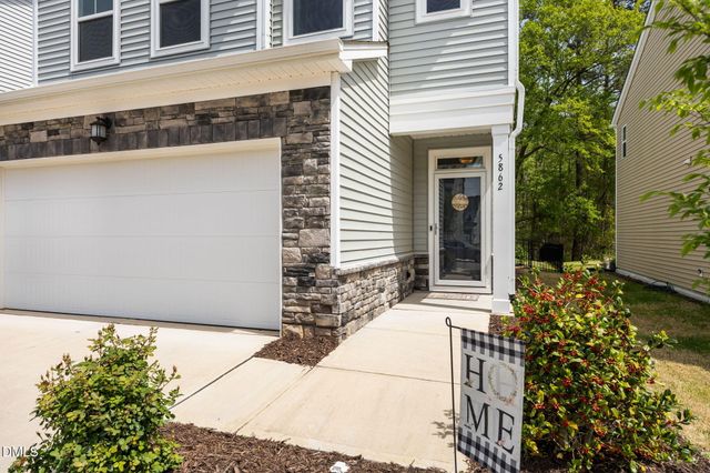 5862 Woodlawn Drive, Durham, NC 27703