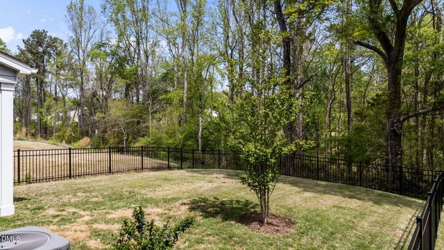 5862 Woodlawn Drive, Durham, NC 27703