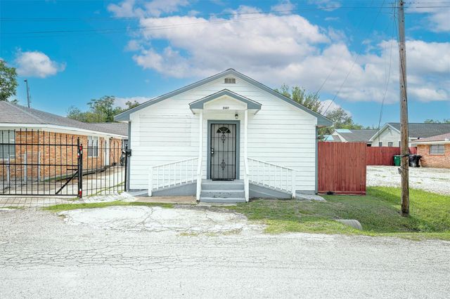 4515 Salina Street, Houston, TX 77026