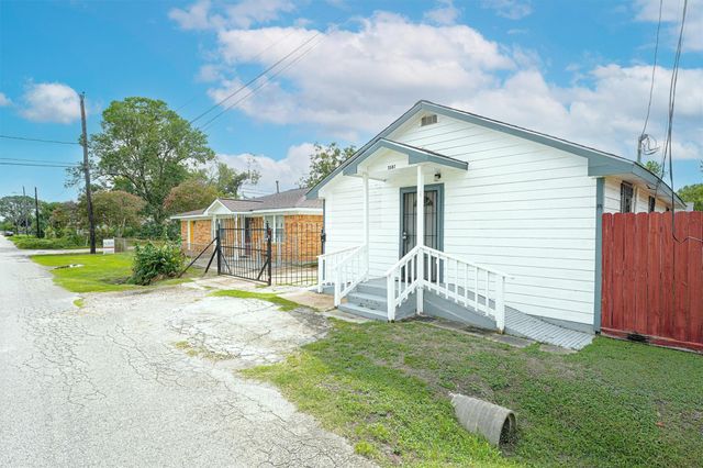4515 Salina Street, Houston, TX 77026