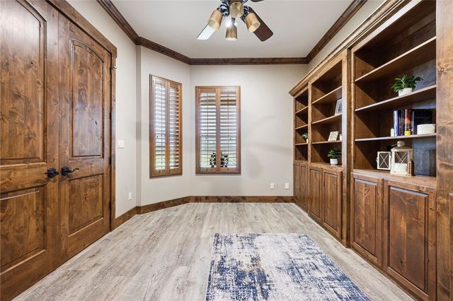 218 Coastal Wildwood Dr, Rockport, TX 78382