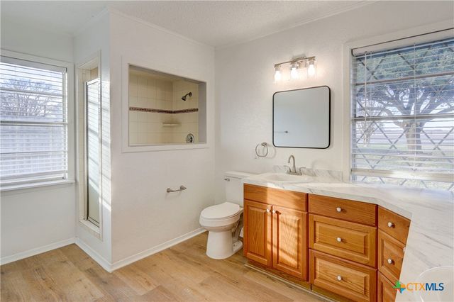 1513 W Main Street, Little River Academy, TX 76554