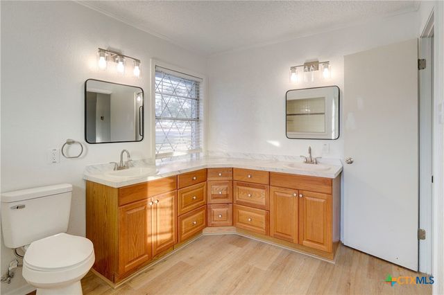 1513 W Main Street, Little River Academy, TX 76554