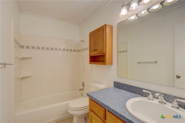 1513 W Main Street, Little River Academy, TX 76554