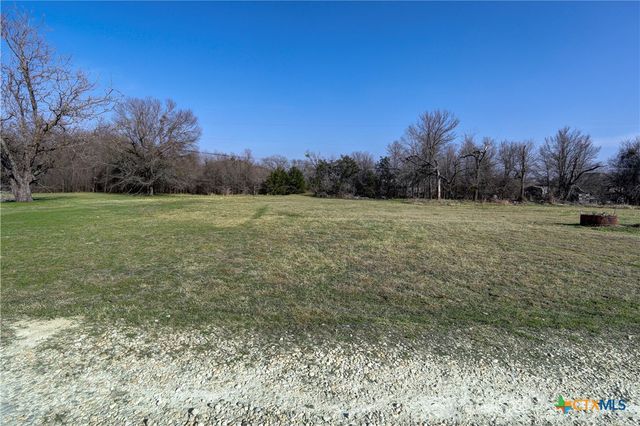 1513 W Main Street, Little River Academy, TX 76554