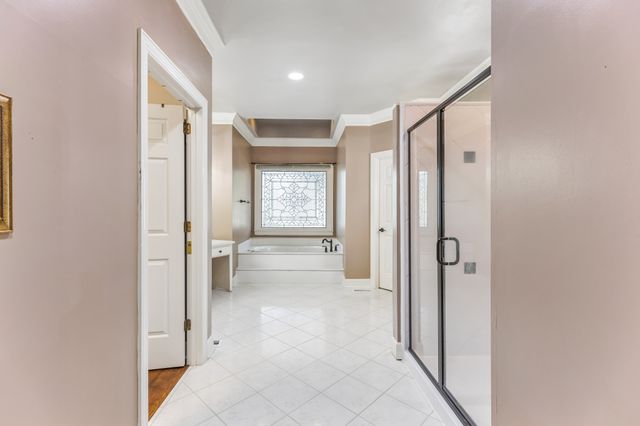 135 N Country Club Dr, Hendersonville, TN 37075