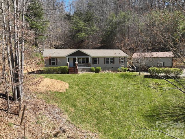 695 Johnson Farm Road, Canton, NC 28716