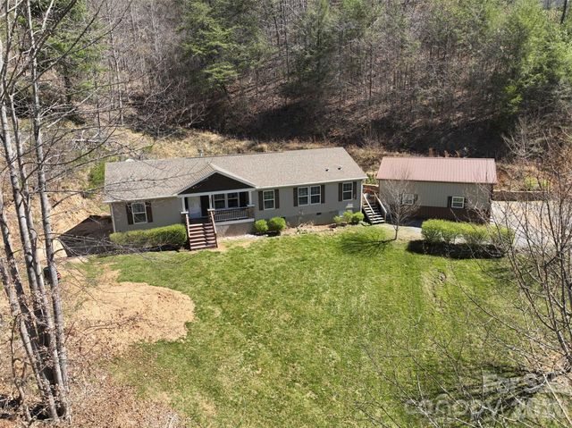 695 Johnson Farm Road, Canton, NC 28716