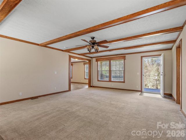 695 Johnson Farm Road, Canton, NC 28716