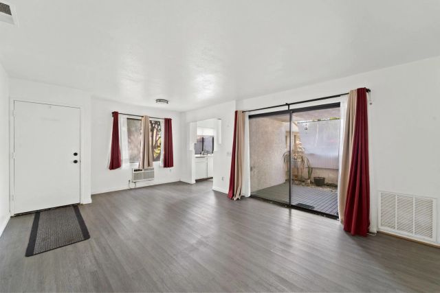 8479 Westmore Rd 55, San Diego, CA 92126