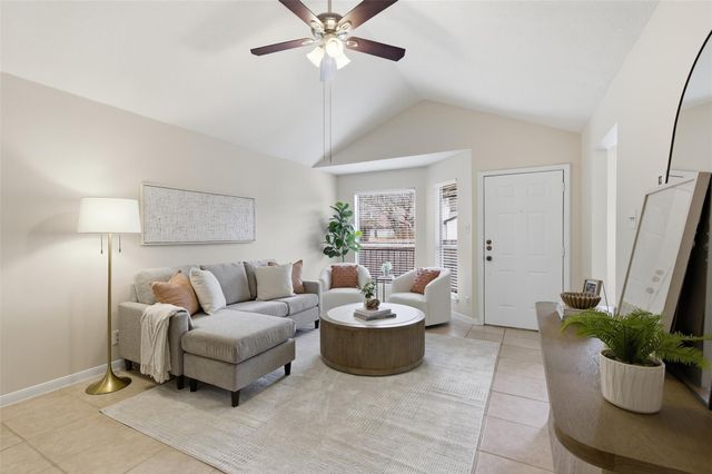 8142 Ceberry DR B, Austin, TX 78759