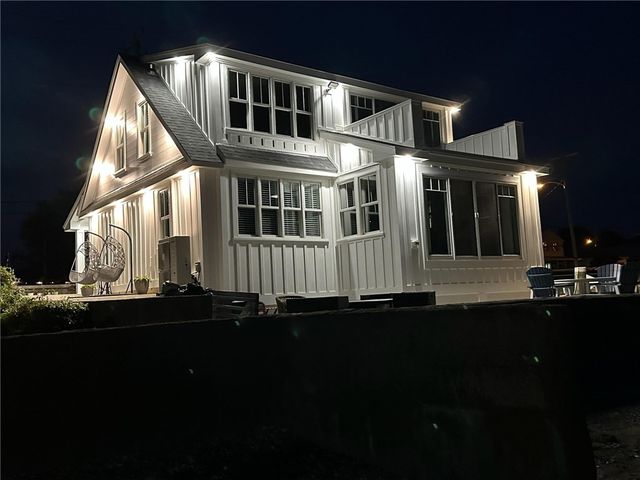 395 Park Avenue, Portsmouth, RI 02871