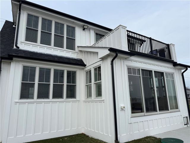 395 Park Avenue, Portsmouth, RI 02871