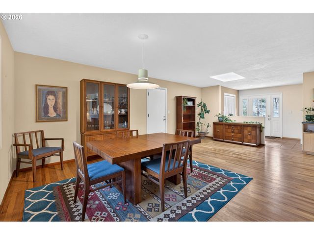 4103 Sw LEE St, Portland, OR 97221