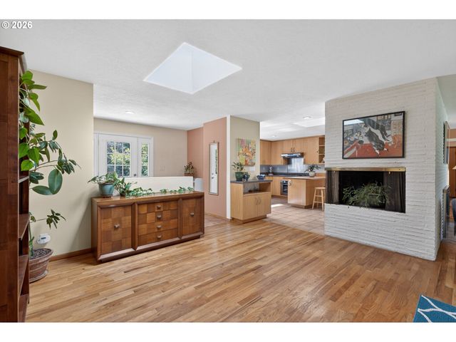 4103 Sw LEE St, Portland, OR 97221