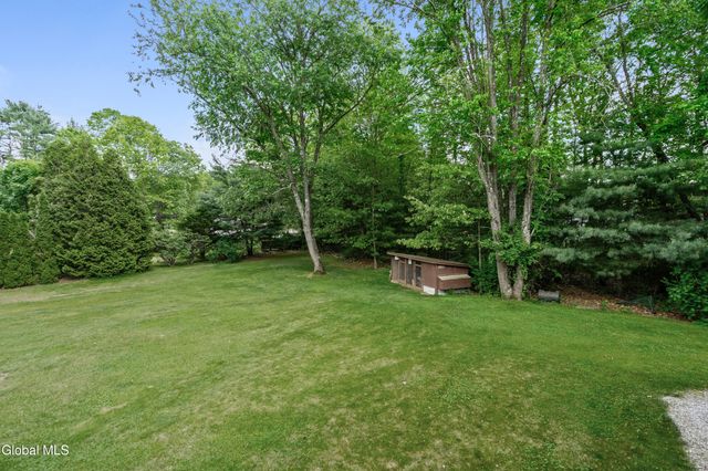 31 Grey Fox Drive, Moreau, NY 12828