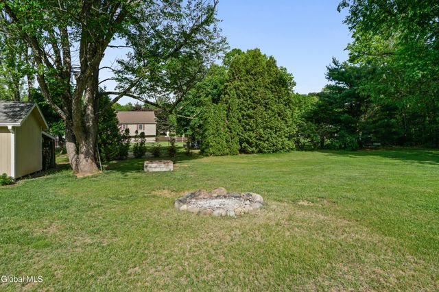 31 Grey Fox Drive, Moreau, NY 12828