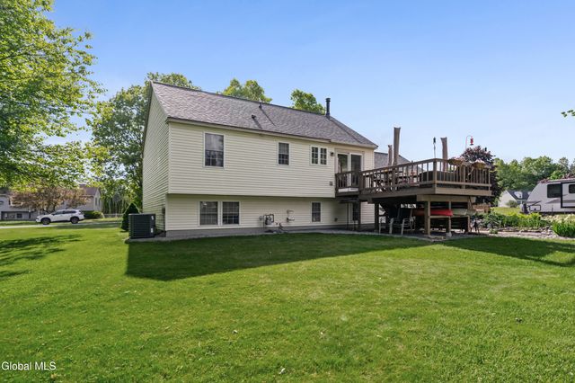 31 Grey Fox Drive, Moreau, NY 12828
