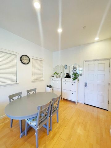 19999 Stevens Creek Boulevard 209, Cupertino, CA 95014