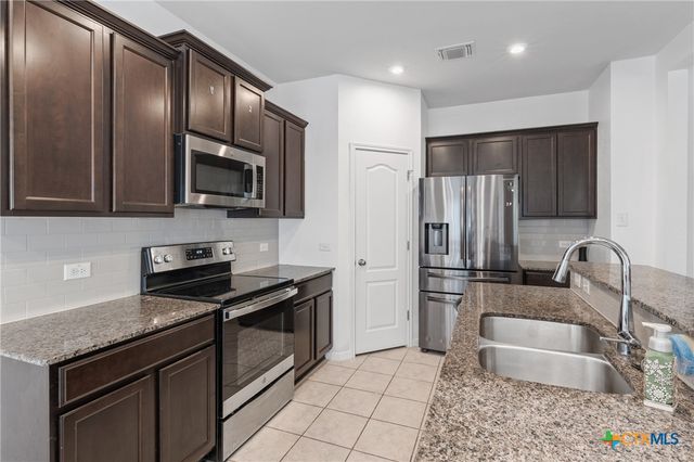 372 Poplin Lane, Troy, TX 76579