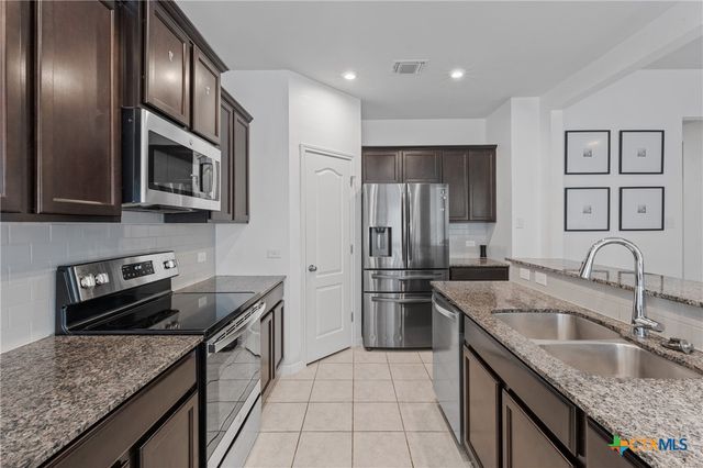 372 Poplin Lane, Troy, TX 76579