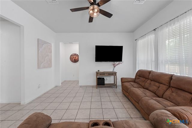 372 Poplin Lane, Troy, TX 76579