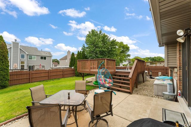 65 Beiriger Drive, Dyer, IN 46311