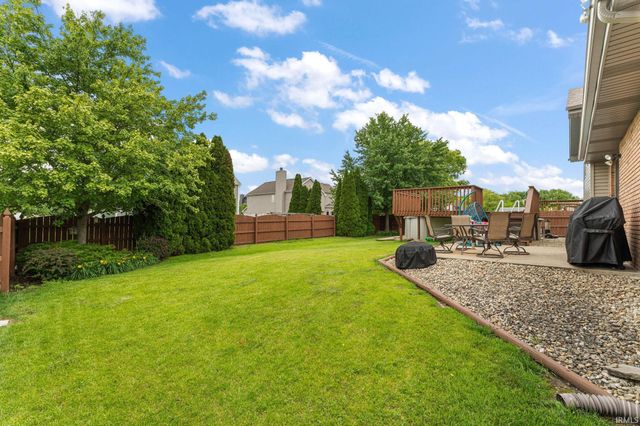 65 Beiriger Drive, Dyer, IN 46311