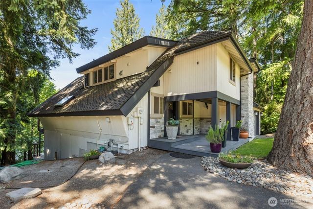 12995 Lake Shore Drive NW, Poulsbo, WA 98370