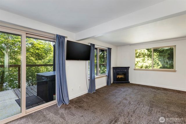 12995 Lake Shore Drive NW, Poulsbo, WA 98370