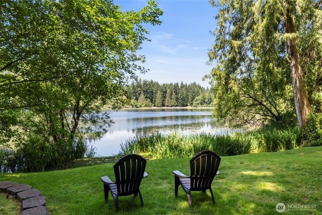 12995 Lake Shore Drive NW, Poulsbo, WA 98370