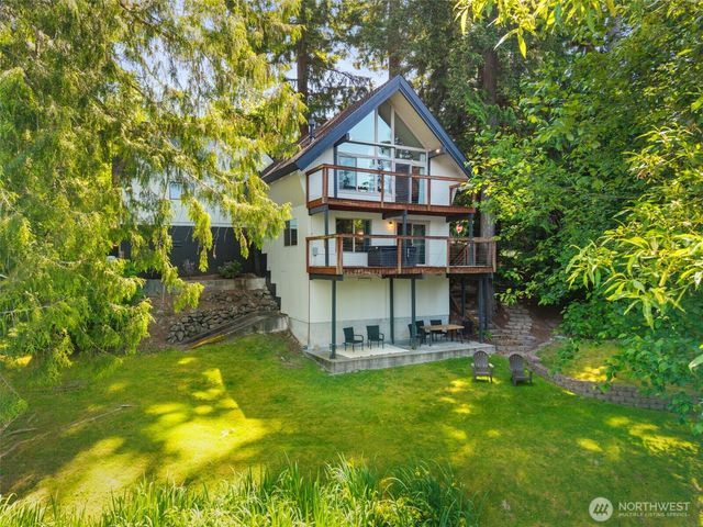 12995 Lake Shore Drive NW, Poulsbo, WA 98370